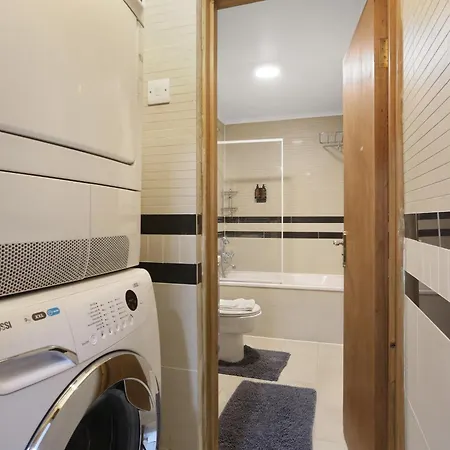 Spacious 2 Bedroom Flat Near Hyde Park By Beiroom Лондон Экстерьер фото