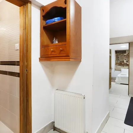 Spacious 2 Bedroom Flat Near Hyde Park By Beiroom Лондон Экстерьер фото
