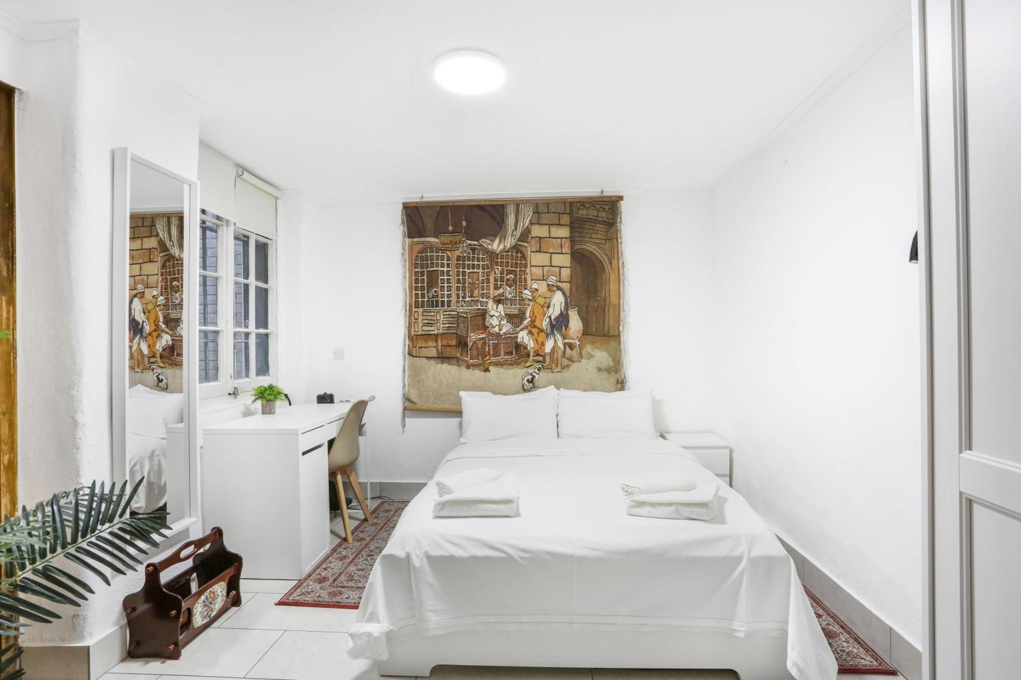 Spacious 2 Bedroom Flat Near Hyde Park By Beiroom Апартаменты